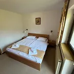 House Skantar Apartma *