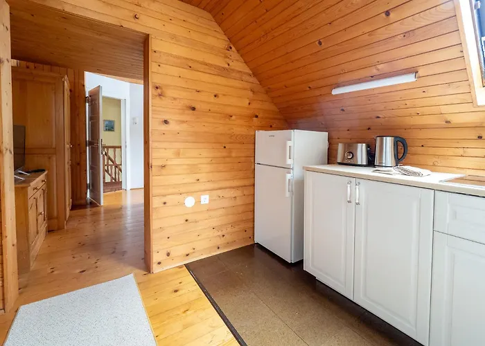 アパート House Skantar